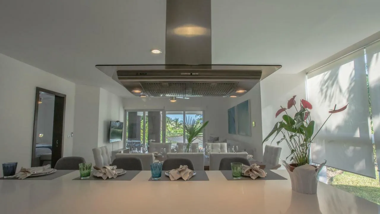 Casa Azul With Private Pool Condo Playa del Carmen Apartment
